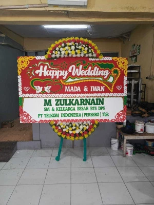 Papan Bunga di Karang Timur