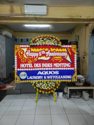 Papan Bunga di Karang Timur
