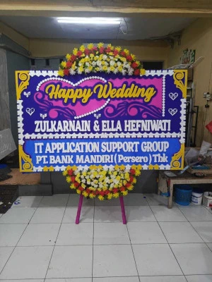 Papan Bunga di Karang Timur
