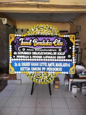 Papan Bunga di Karang Timur